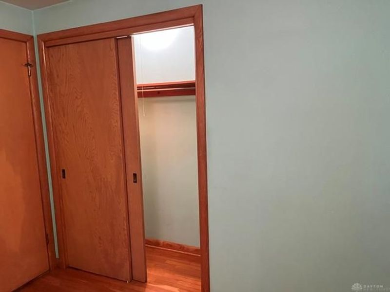 2520 Hollyview St NE, Canton, OH 44721 Photo 37