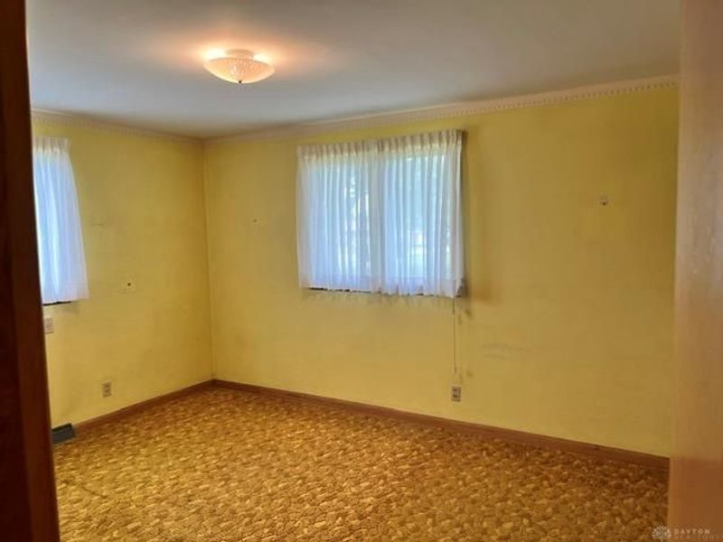 2520 Hollyview St NE, Canton, OH 44721 Photo 38