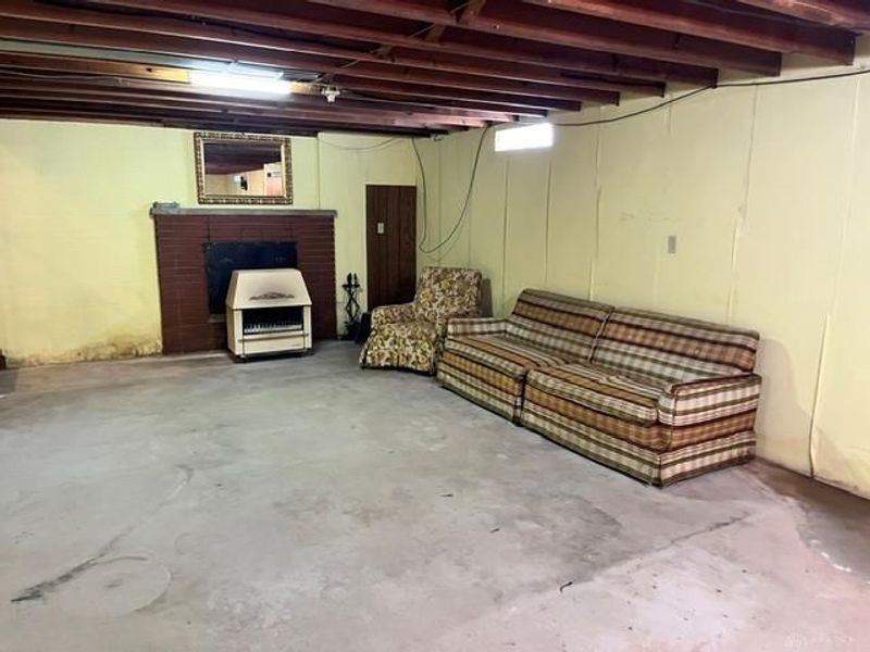 2520 Hollyview St NE, Canton, OH 44721 Photo 49