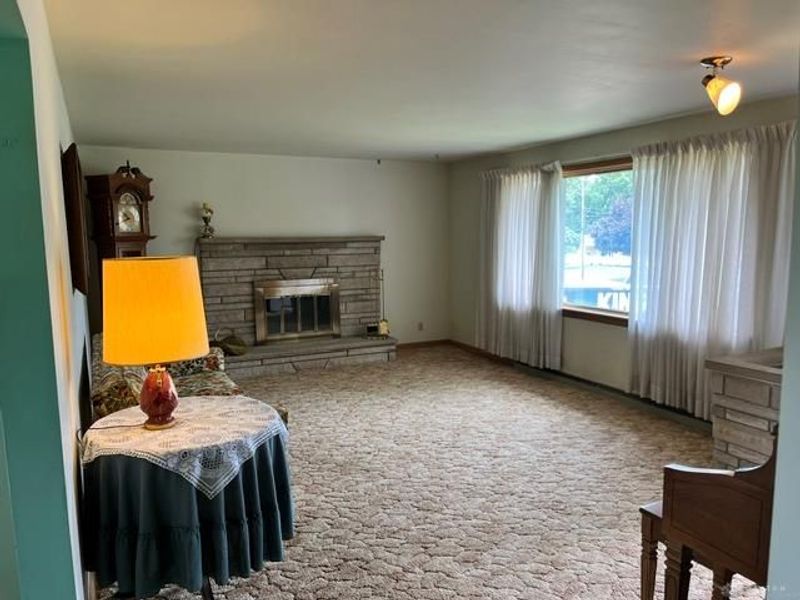 2520 Hollyview St NE, Canton, OH 44721 Photo 7