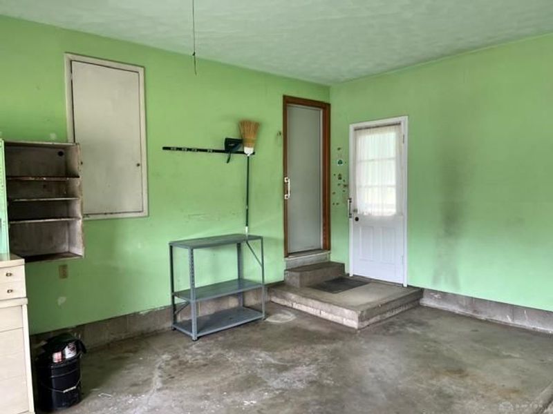 2520 Hollyview St NE, Canton, OH 44721 Photo 73