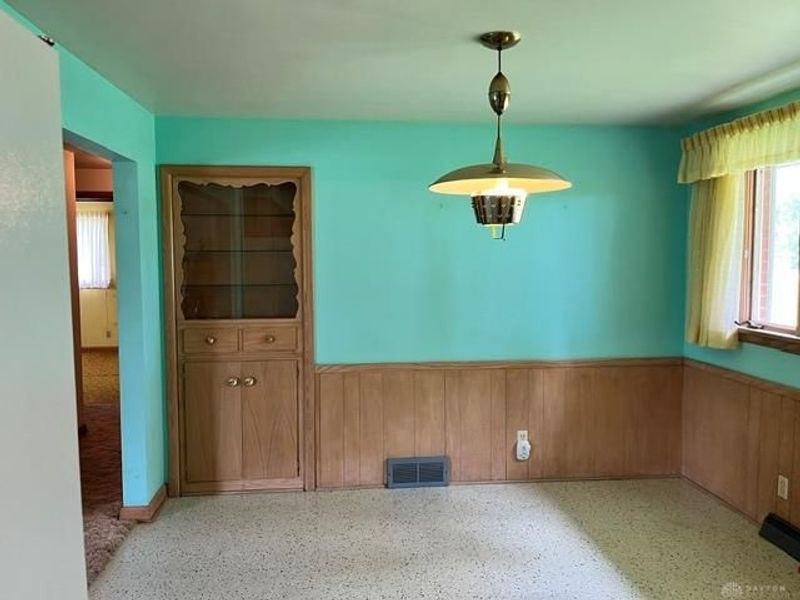 2520 Hollyview St NE, Canton, OH 44721 Photo 9