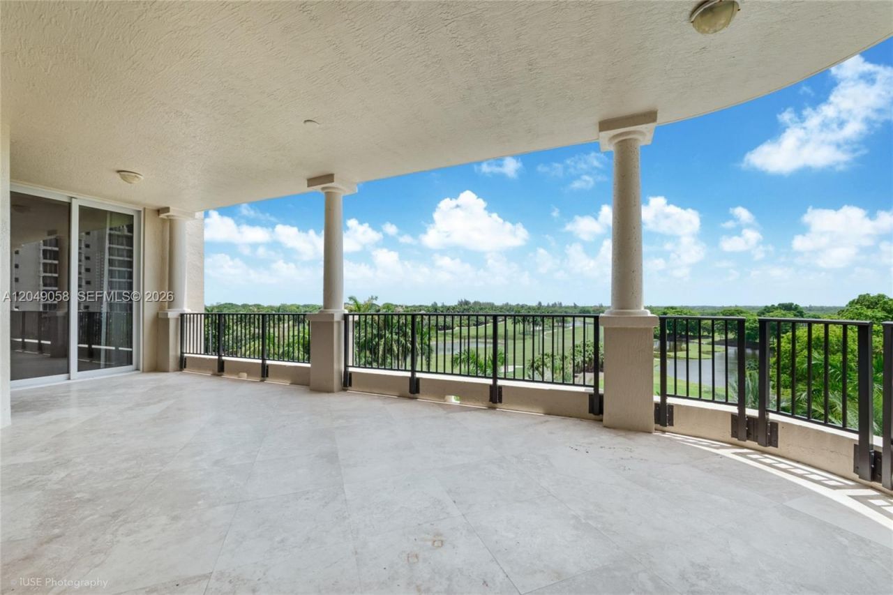 13621 Deering Bay Dr, Unit 502, Coral Gables, FL 33158 Photo