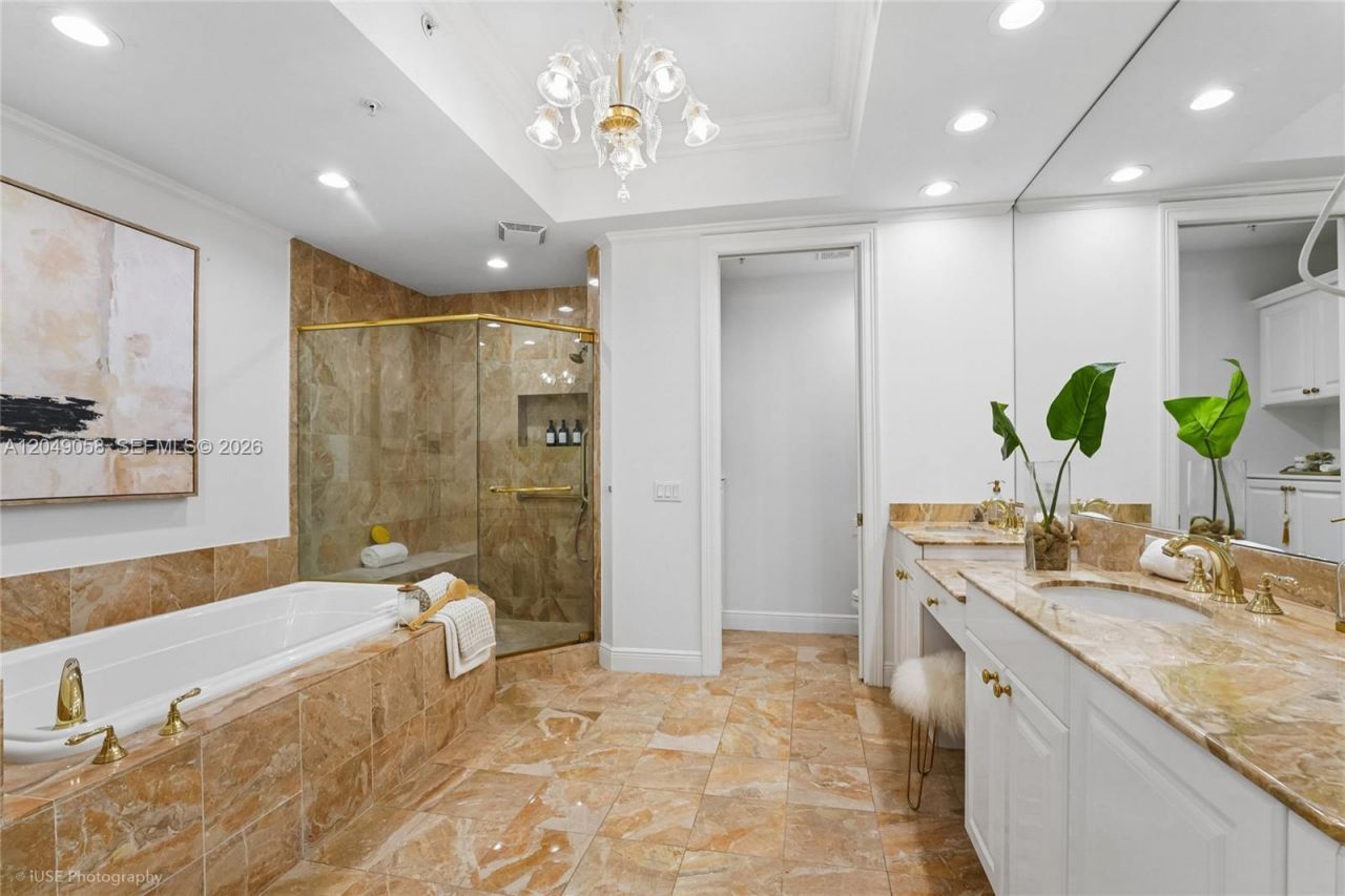 13621 Deering Bay Dr, Unit 502, Coral Gables, FL 33158 Photo
