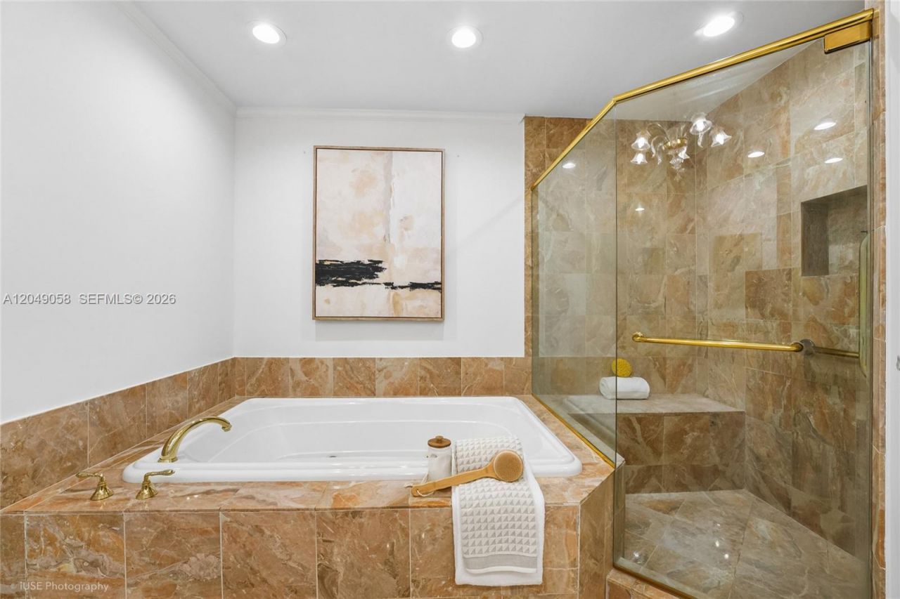 13621 Deering Bay Dr, Unit 502, Coral Gables, FL 33158 Photo