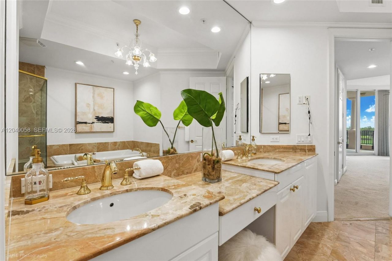 13621 Deering Bay Dr, Unit 502, Coral Gables, FL 33158 Photo