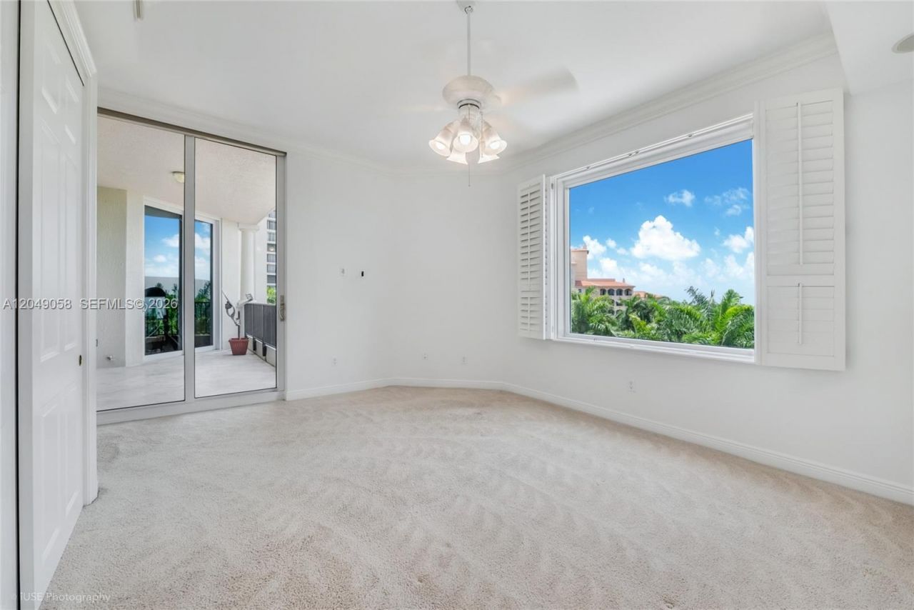 13621 Deering Bay Dr, Unit 502, Coral Gables, FL 33158 Photo