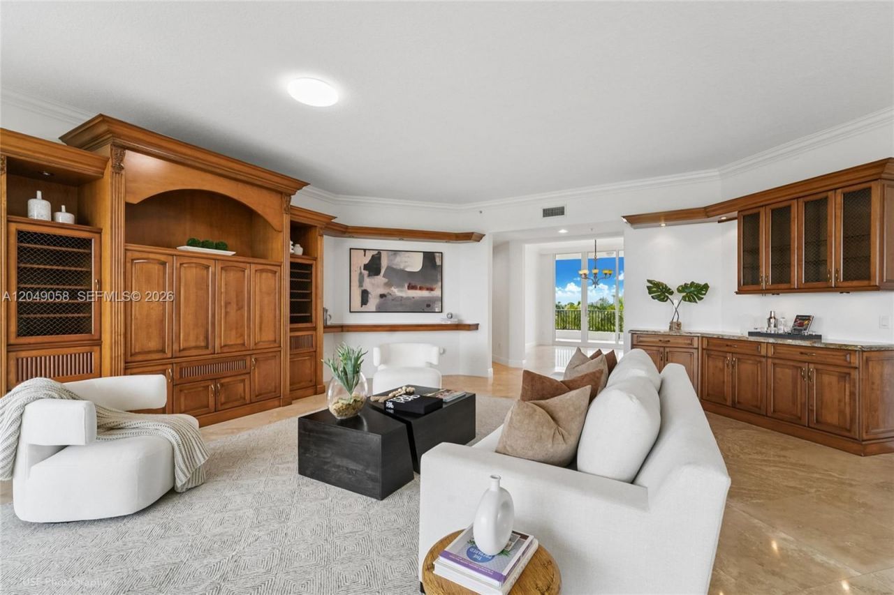 13621 Deering Bay Dr, Unit 502, Coral Gables, FL 33158 Photo