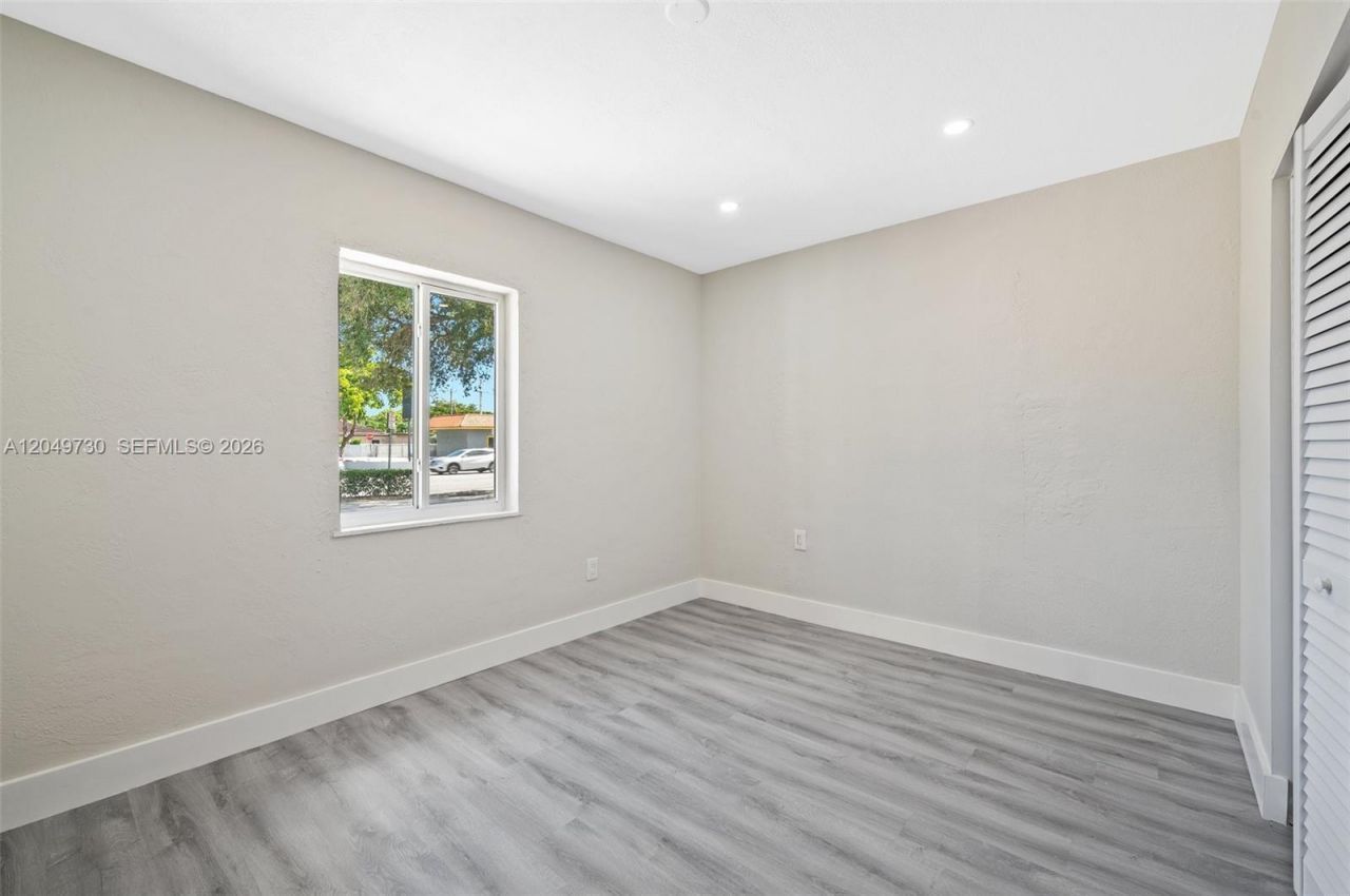1720 NW 67th St , Miami, FL 33147 Photo