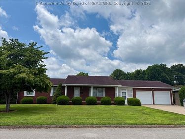 1244 Park Avenue, Ravenswood, WV 26164