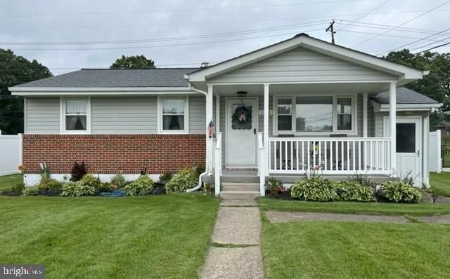 1402 SCANLAN DRIVE, GLEN BURNIE, MD 21061