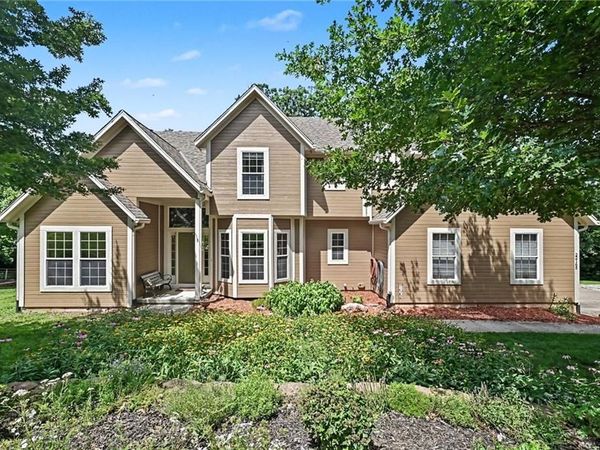 22165 171st Street, Basehor, KS 66007