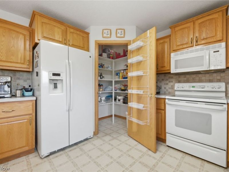 7300 Neff Road, Valley City, OH 44280 Photo 11