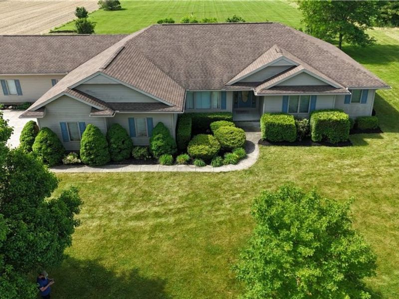 7300 Neff Road, Valley City, OH 44280 Photo 2