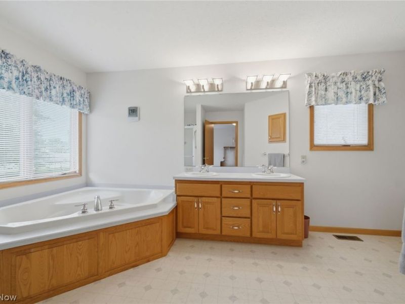7300 Neff Road, Valley City, OH 44280 Photo 24