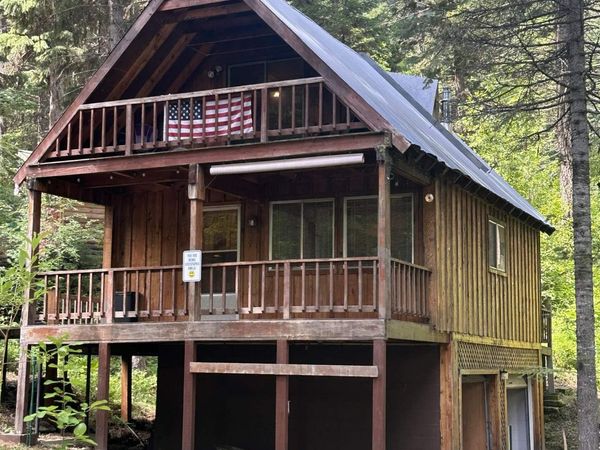 1227 Brown Bear Drive, Cascade, ID 83611