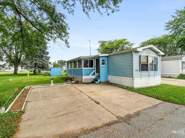 1230 Nichole Lane, Sandwich, IL 60548