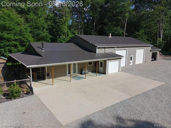 6150 Fleming Road, Cohoctah Twp, MI 48836