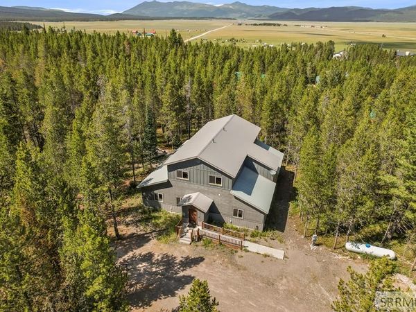4111 Huckleberry Lane, ISLAND PARK, ID 83429