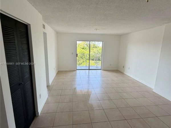 8200 SW 210th St , Unit 303, Cutler Bay, FL 33189