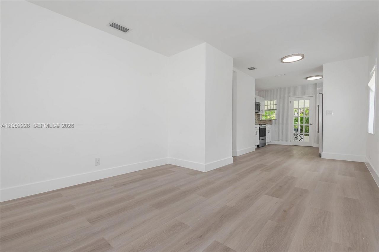 100 SW 58th Ave , Miami, FL 33144 Photo