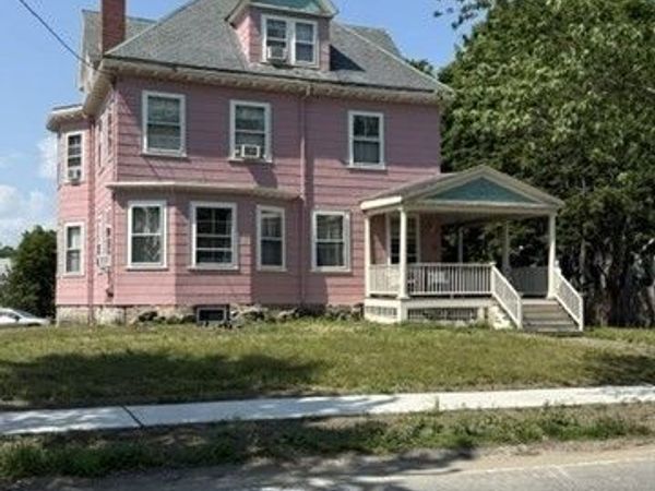 31 Auburn, Unit 1R, Newton, MA 02465