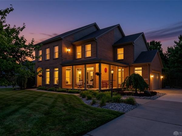 130 Edinburgh Drive, Springboro, OH 45066