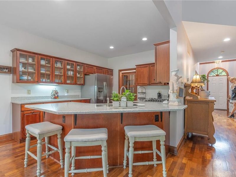 130 Edinburgh Drive, Springboro, OH 45066 Photo 4