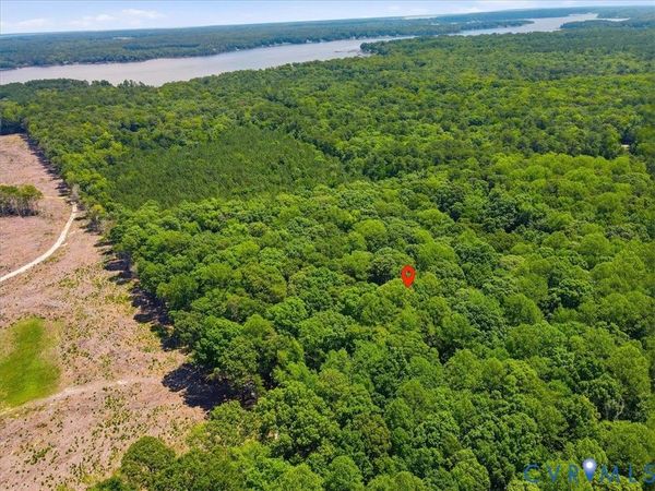 7581 Granny Valley Road , Gloucester, VA 23061