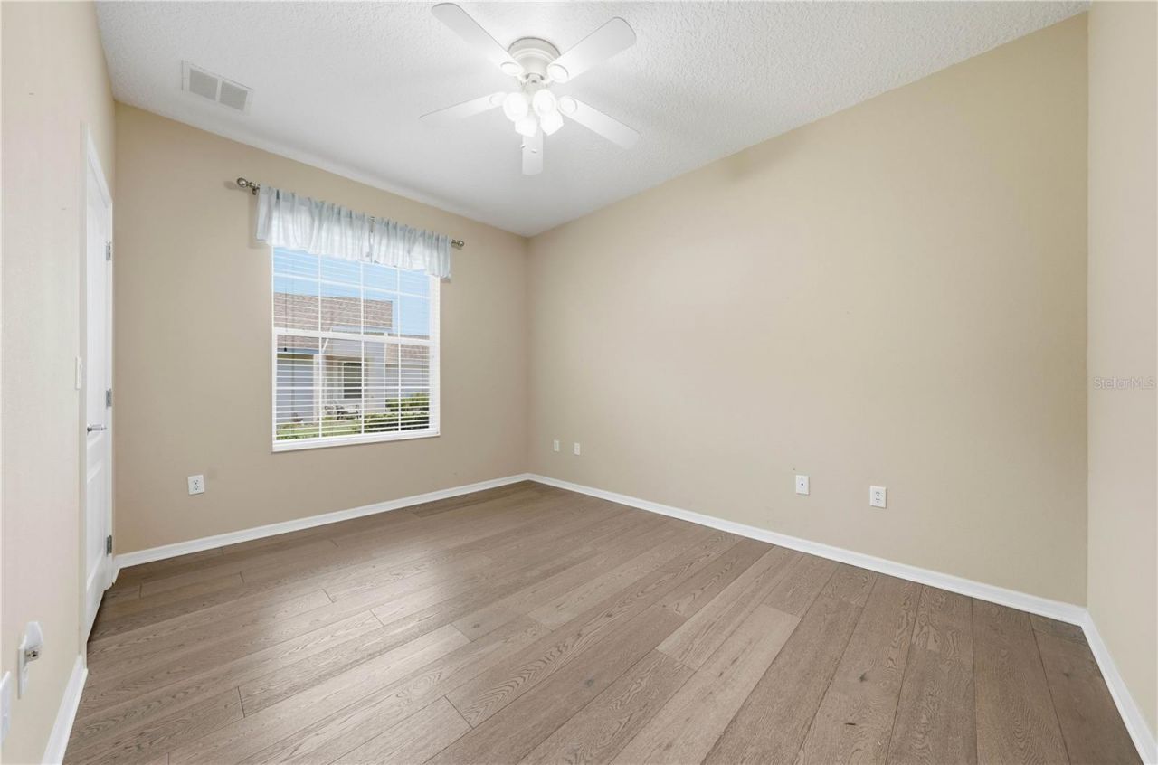 81 Twin Lake Cir, Umatilla, FL 32784 Photo