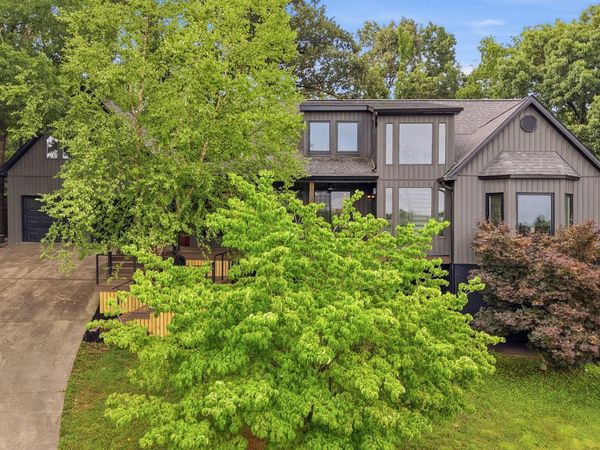 910 Katies Way, Johnson City, TN 37615