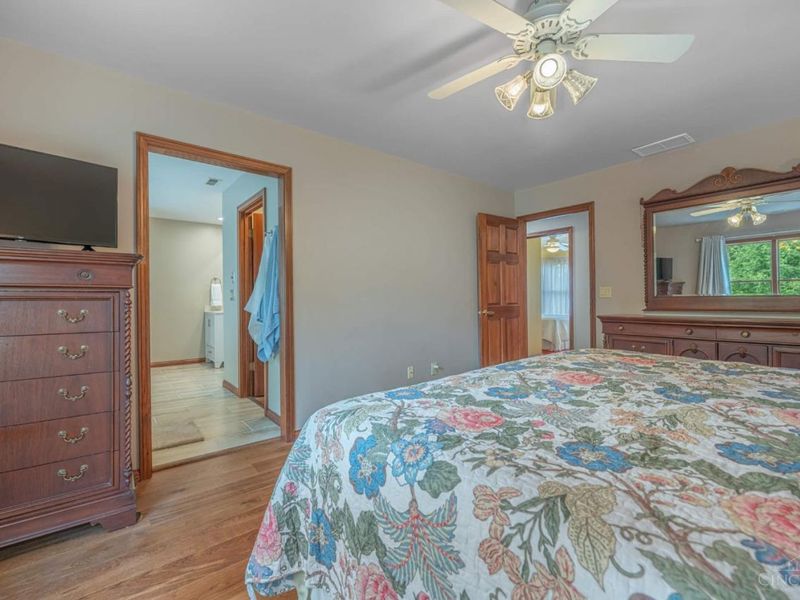 130 Edinburgh Drive, Springboro, OH 45066 Photo 11