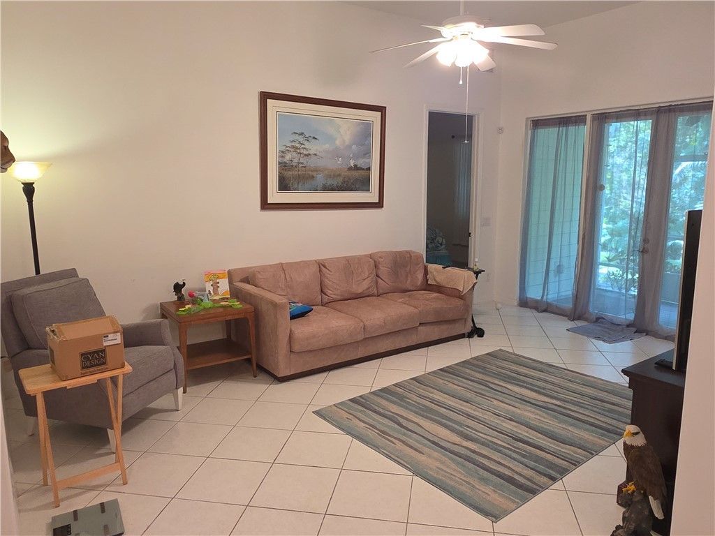 417 Pineapple Square Sw, Unit 417, Vero Beach, FL 32962 Photo