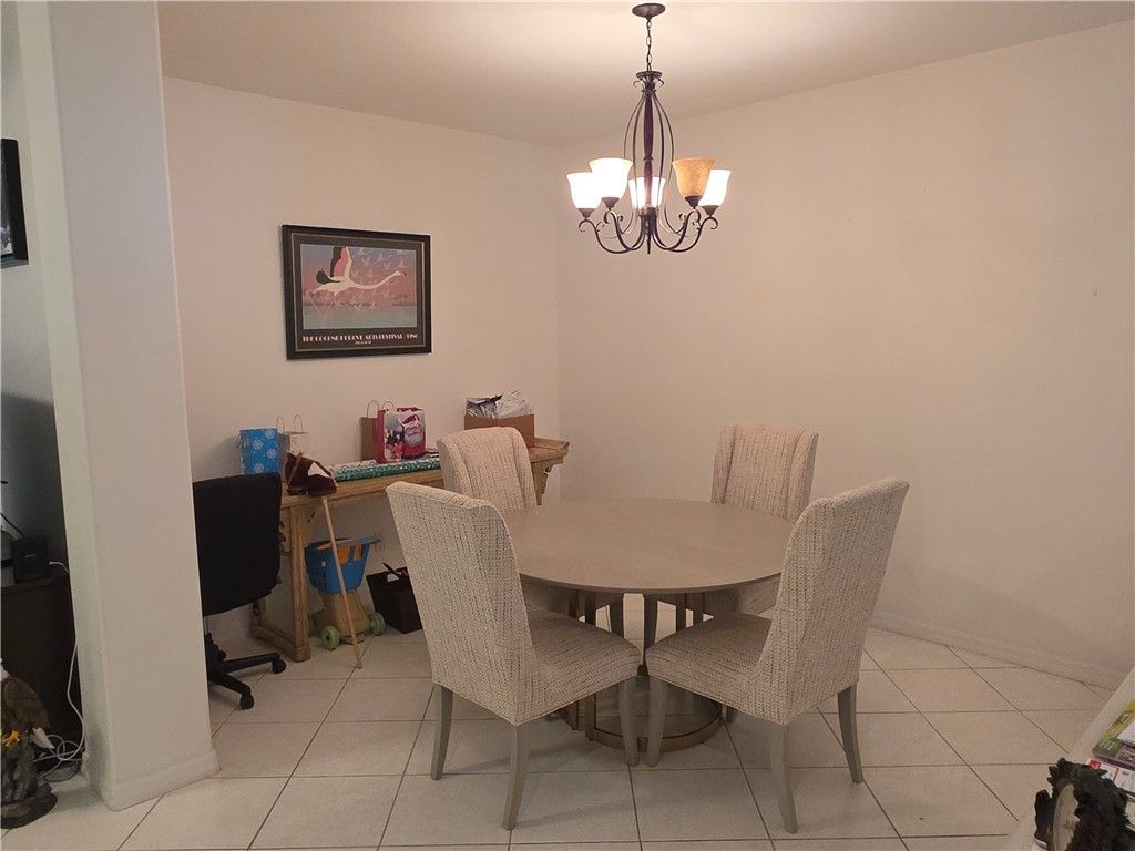 417 Pineapple Square Sw, Unit 417, Vero Beach, FL 32962 Photo