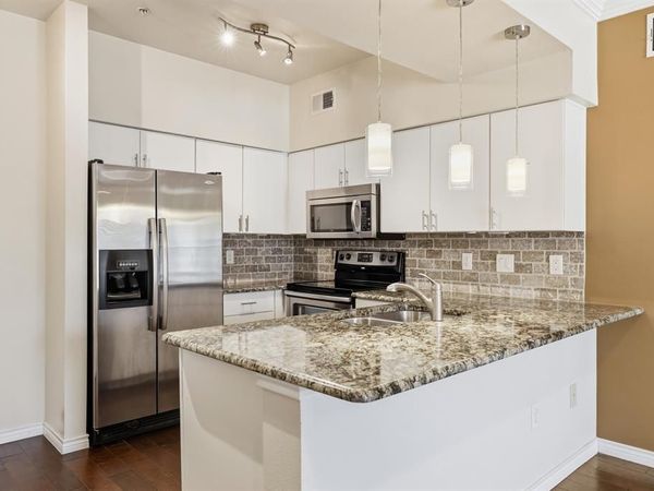 3102 Kings Road, Unit 2212, Dallas, TX 75219