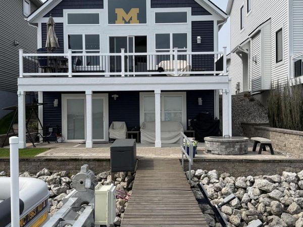 303 Terrace Point Circle, Unit Site 23, Muskegon, MI 49440