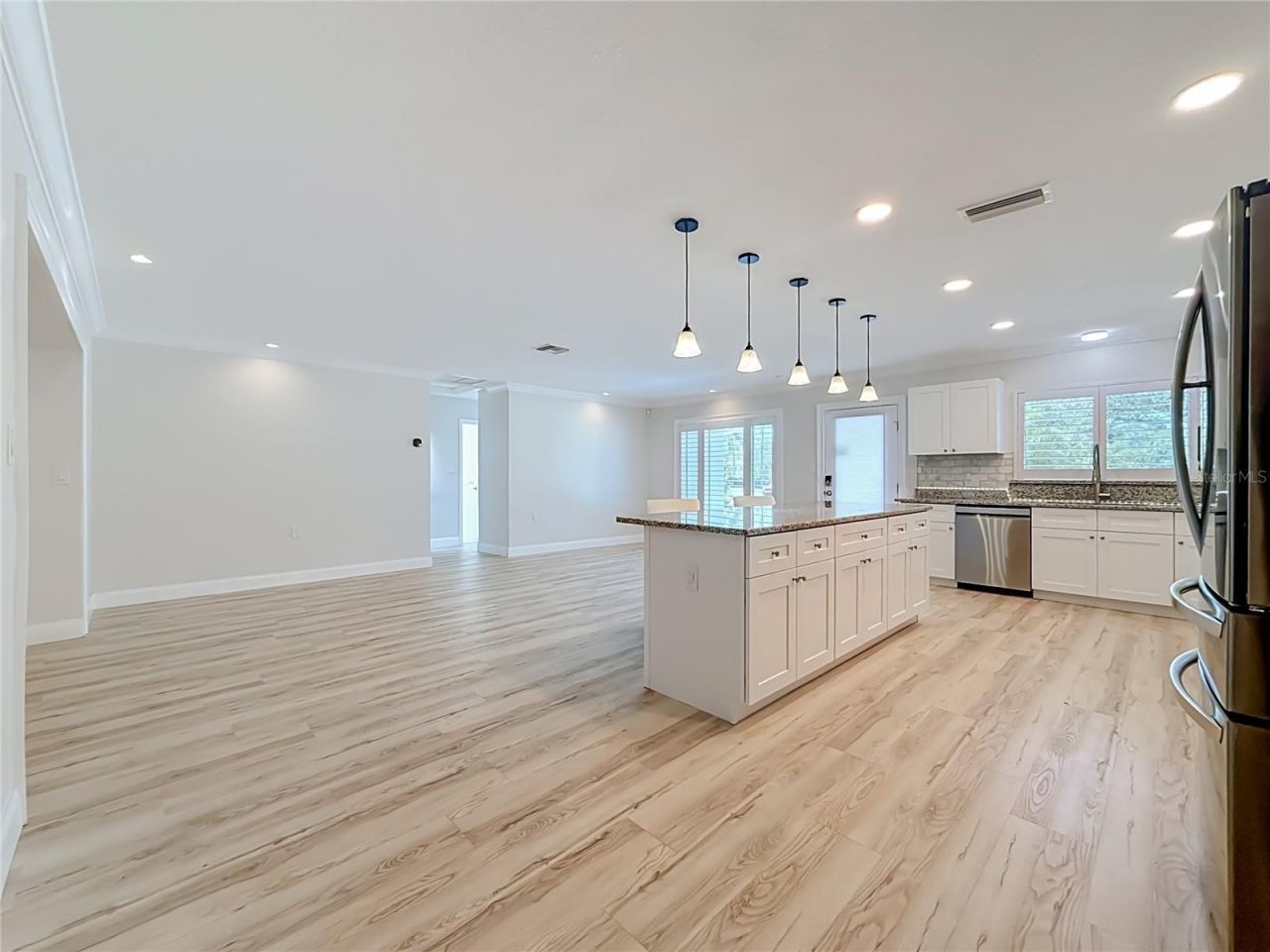 8270 30th Avenue N, Saint Petersburg, FL 33710 Photo
