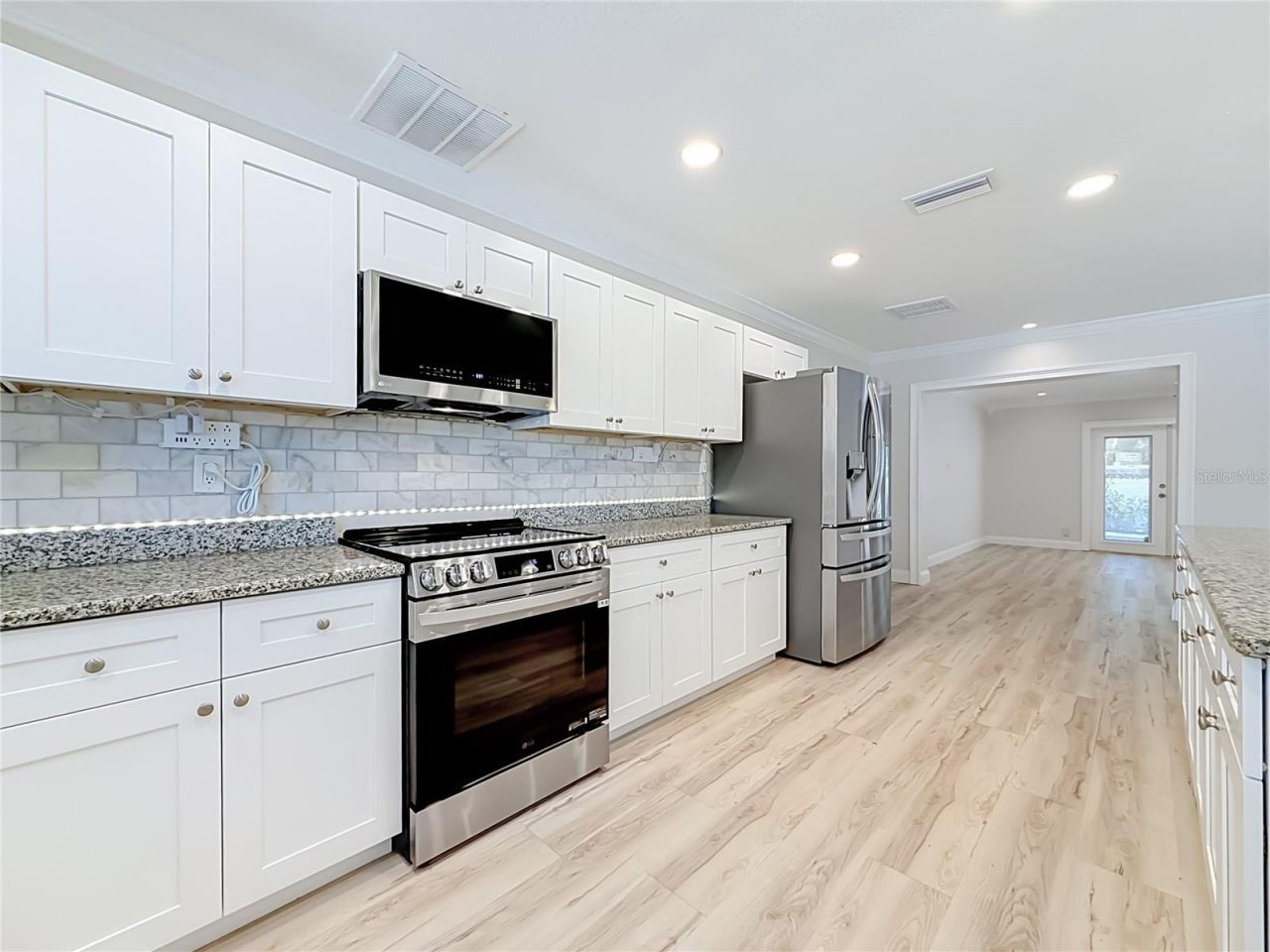 8270 30th Avenue N, Saint Petersburg, FL 33710 Photo