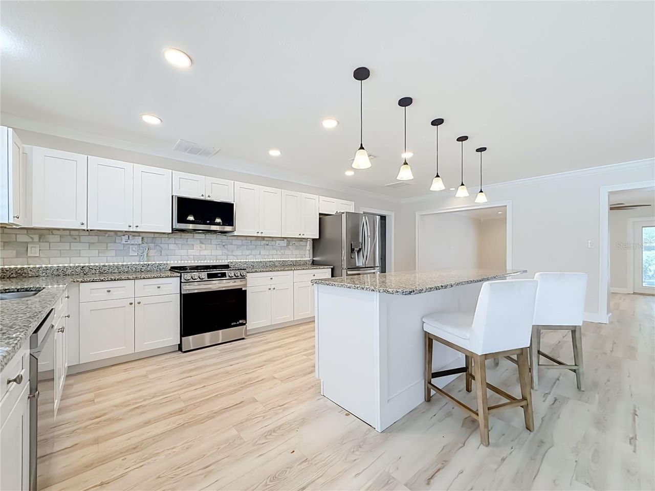 8270 30th Avenue N, Saint Petersburg, FL 33710 Photo
