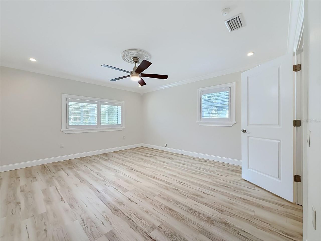 8270 30th Avenue N, Saint Petersburg, FL 33710 Photo