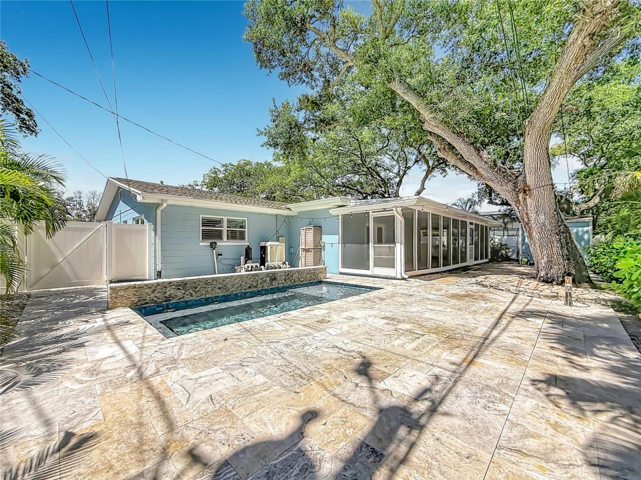 8270 30th Avenue N, Saint Petersburg, FL 33710 Photo