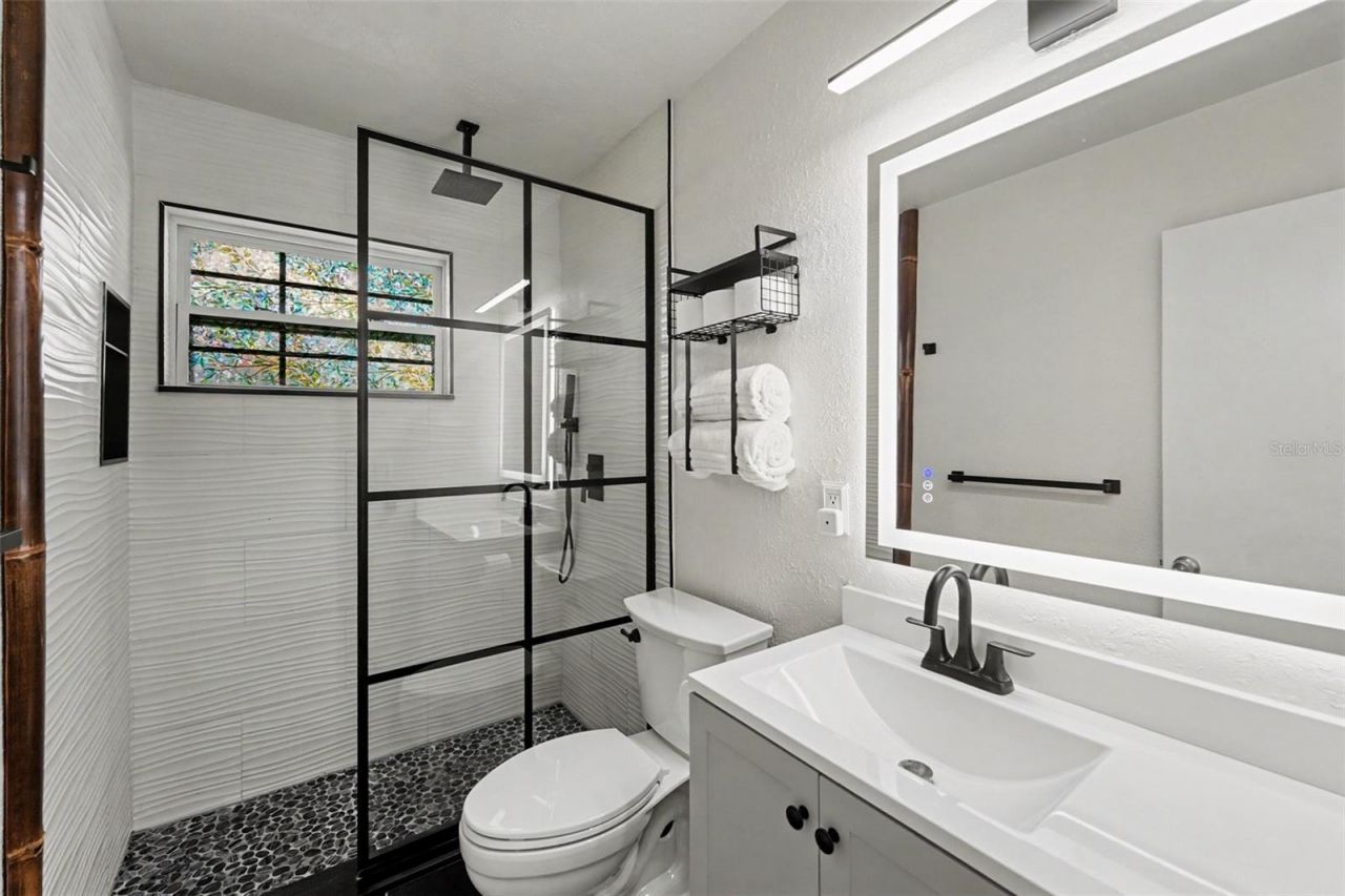 3719 39th Street N, Saint Petersburg, FL 33713 Photo