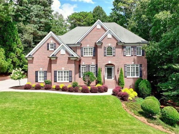 720 Lake Mist Cove, Alpharetta, GA 30004