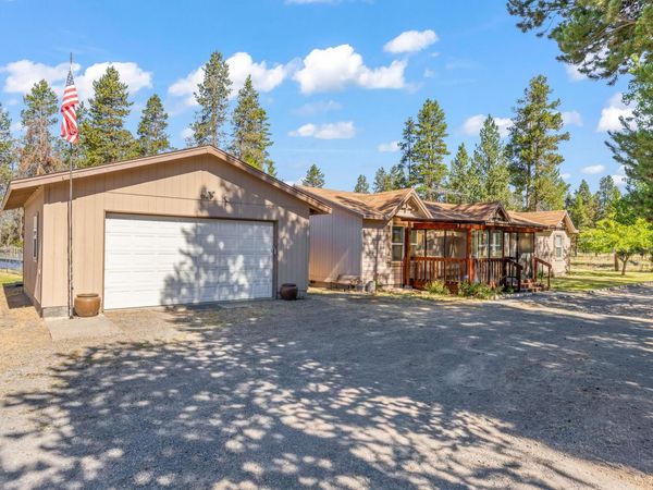 52555 Railroad Street, La Pine, OR 97739