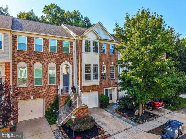 47715 SANDBANK SQUARE, STERLING, VA 20165