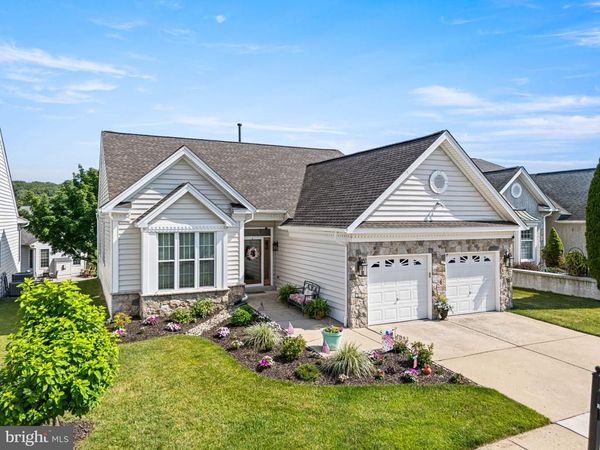 28 HUTTON LANE, GARNET VALLEY, PA 19060