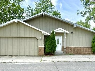 68404 Dailey Road, Edwardsburg, MI 49112