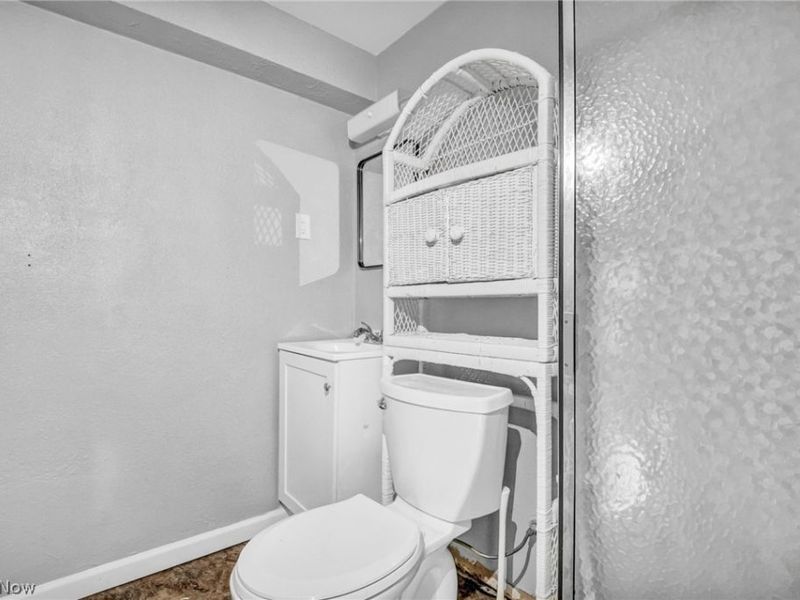 5763 Somerdale Avenue, Brook Park, OH 44142 Photo 24