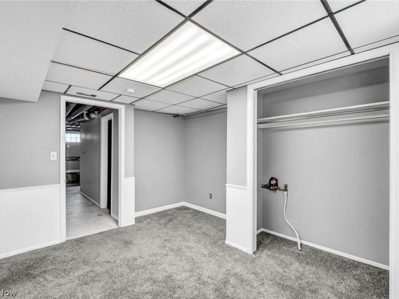5763 Somerdale Avenue, Brook Park, OH 44142 Photo 32