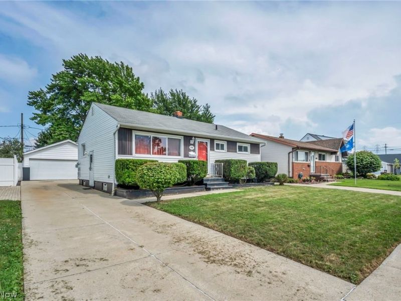 5763 Somerdale Avenue, Brook Park, OH 44142 Photo 4